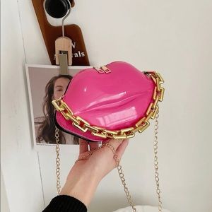 🚫SOLD🚫 Lips Design Chain Satchel Crossbody Bag